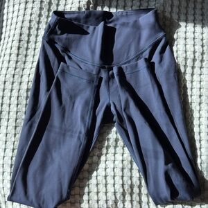 lululemon Navy blue Wondertrain Leggings